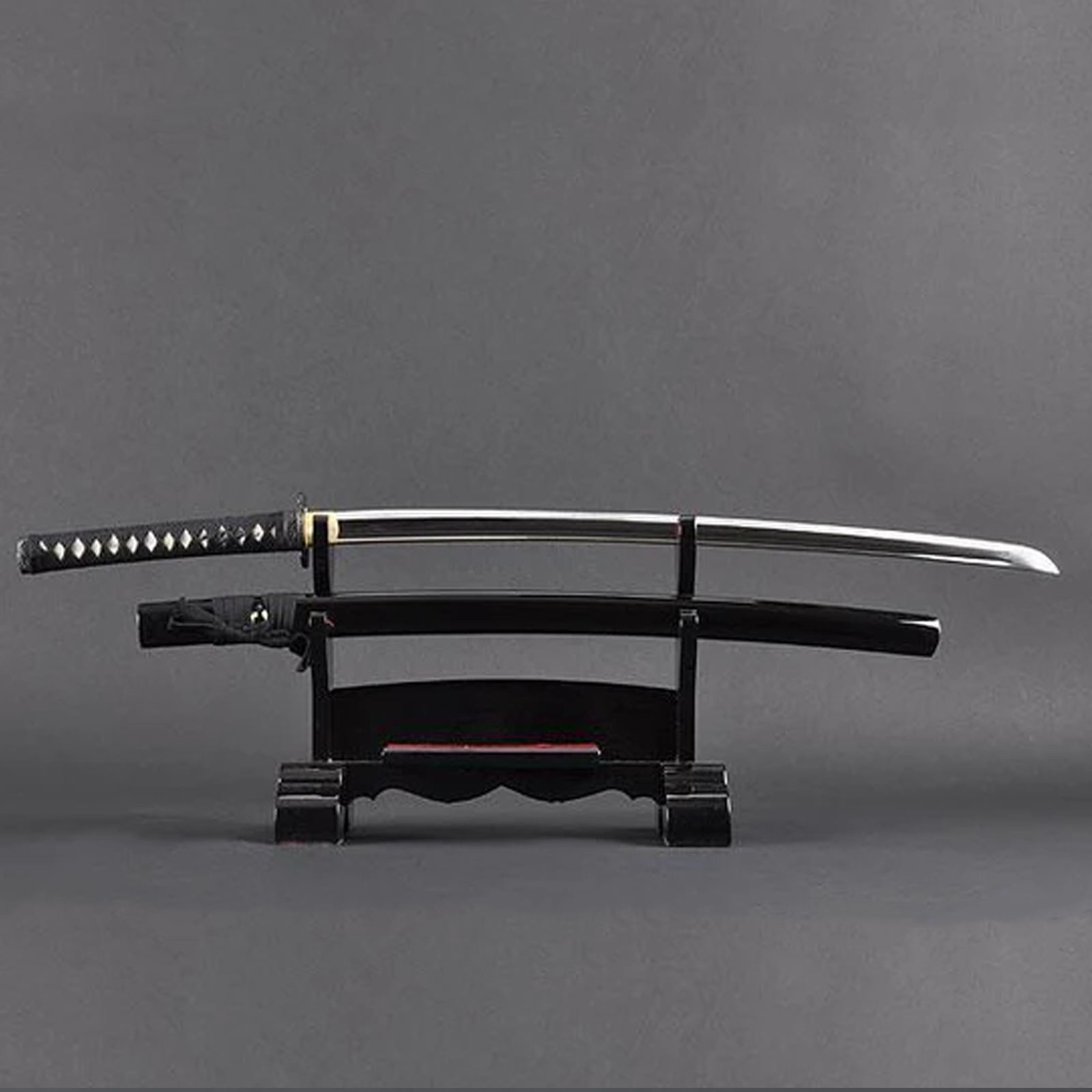 KMA - Japanese Samurai Sword Bamboo Design